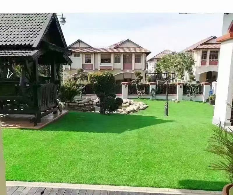 从运动场到庭院景观，人造草坪开启 “全民绿色” 新时代